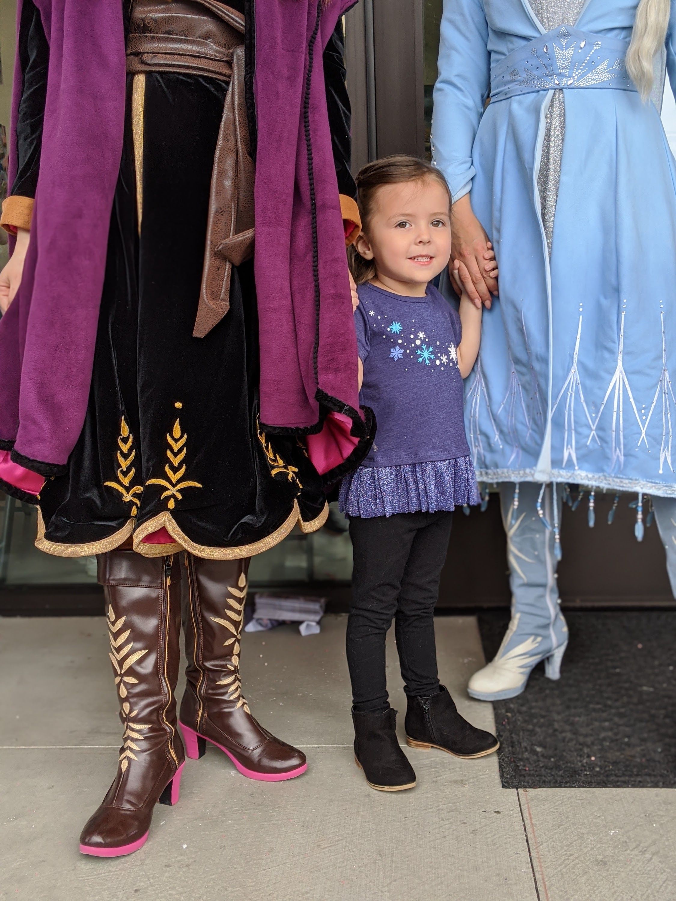elsa and anna characters san diego